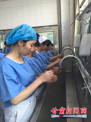 甘肃省卫校的大专毕业后能否参加各类招生考试