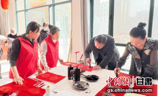 ͼΪ��ֳ���������ί��������ͼ