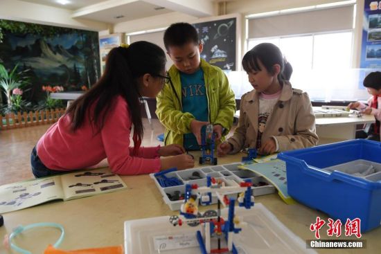 兰州中小学生享免费兴趣班-甘肃新闻网