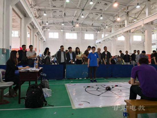 2018中国工程机器人大赛兰州石化学院摘冠