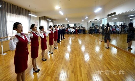 兰州外语职业学院举办课堂教学技能大赛复赛