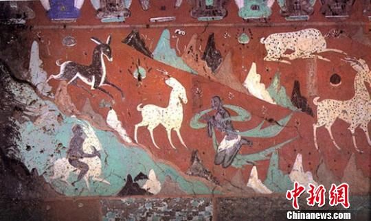 莫高窟经典壁画"九色鹿"穿越千年演绎敦煌文化