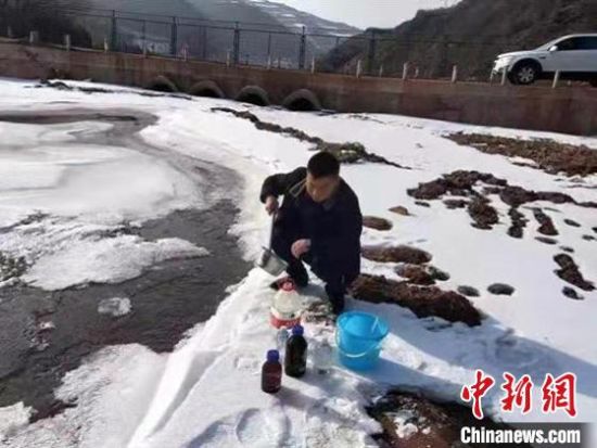 甘肃水源人口_甘肃人口密度分布图