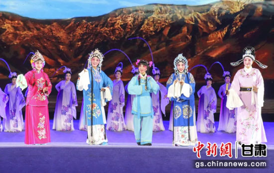 黄河水车二胡简谱_苏玮演唱黄河水车简谱(2)