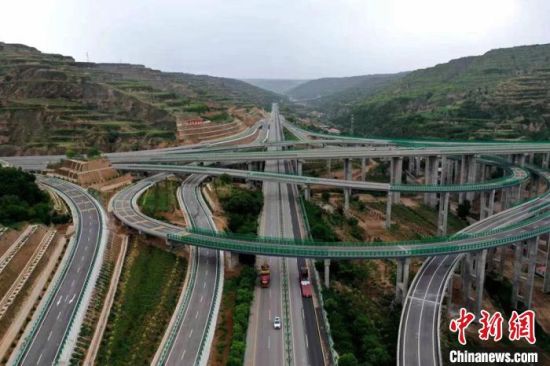 甘肃启史上最大规模高速公路提质改造工程