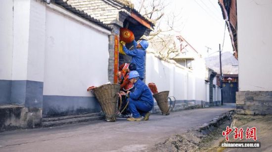 ͼΪ�θպ�ͽ��Ϊ������������������ ��